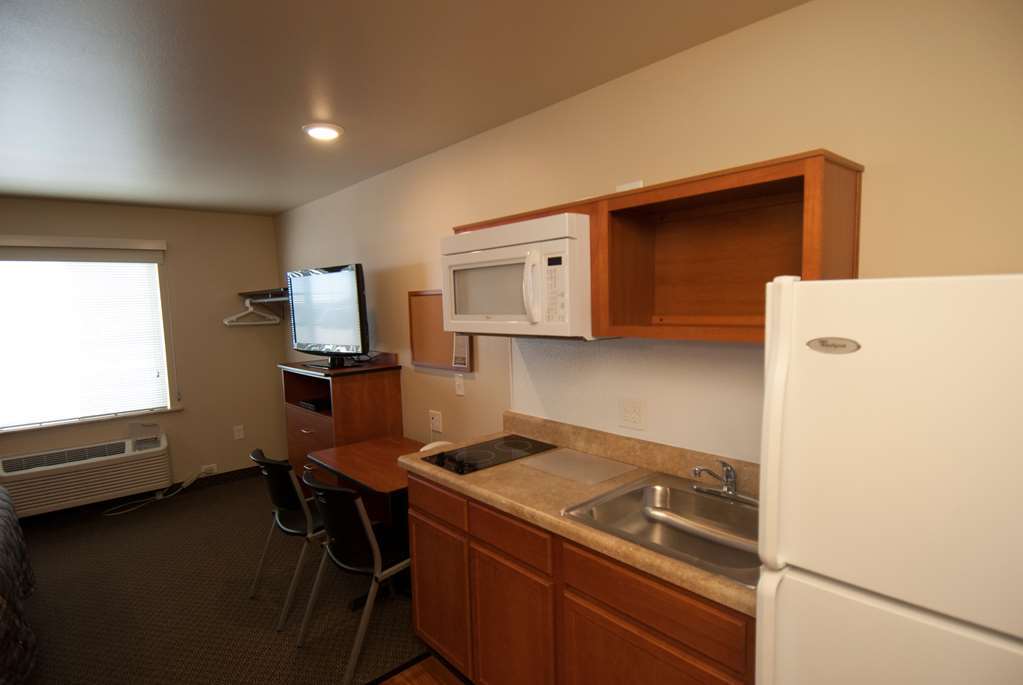 Woodspring Suites Уилистън Стая снимка