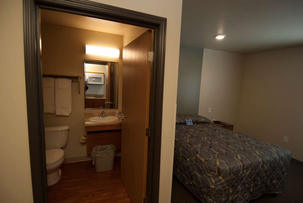 Woodspring Suites Уилистън Стая снимка