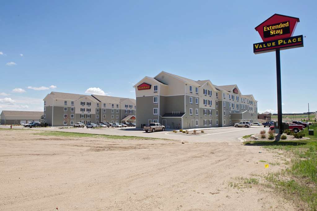 Woodspring Suites Уилистън Екстериор снимка