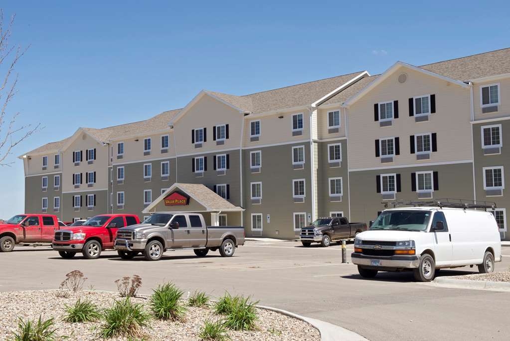 Woodspring Suites Уилистън Екстериор снимка